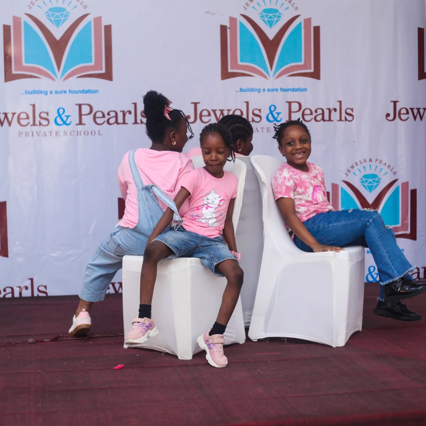 566006104_18285643264279867_167149459858869811_n